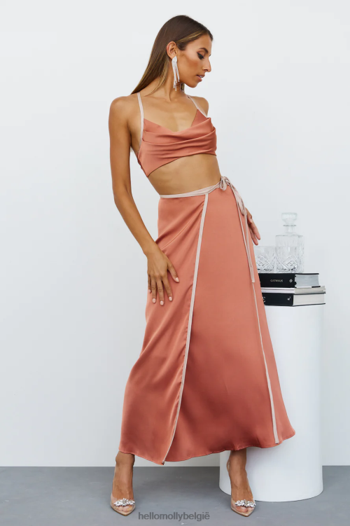 kleding Hello Molly geen wachtgewas brons meer XR2L8461